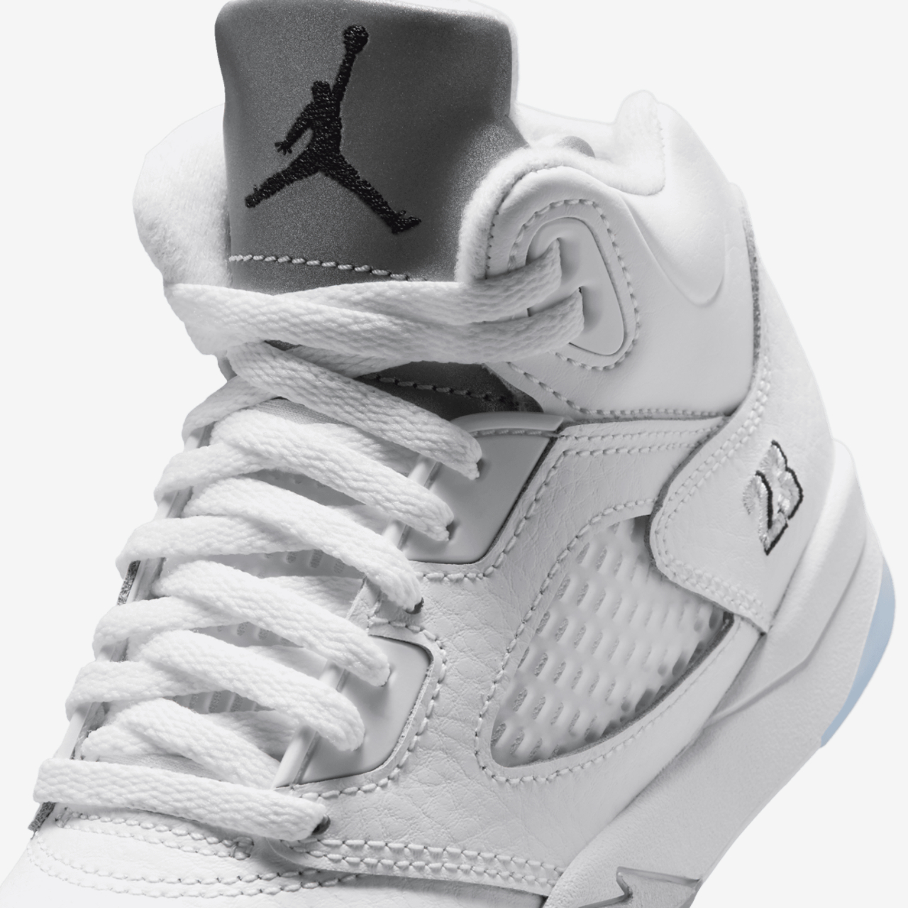 Jordan Retro 5 Image 7 of 8. Tap to open photo gallery.