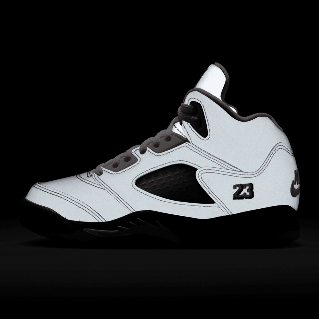 Jordan OG Retro 5 Image 9 de 9. Appuyez pour ouvrir la galerie de photos.
