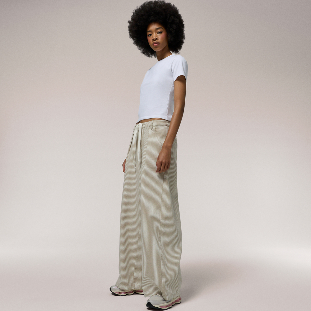 Cozi Drapey Pants Image 4 of 6. Tap to open photo gallery.