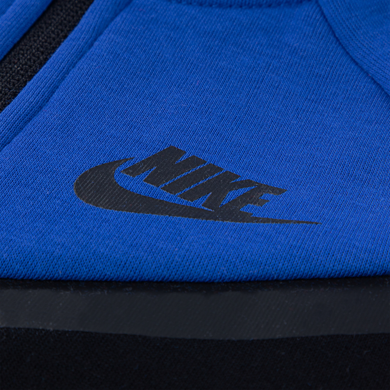 Nike Tech Fleece Full-Zip Set Image 3 of 5. Tap to open photo gallery.