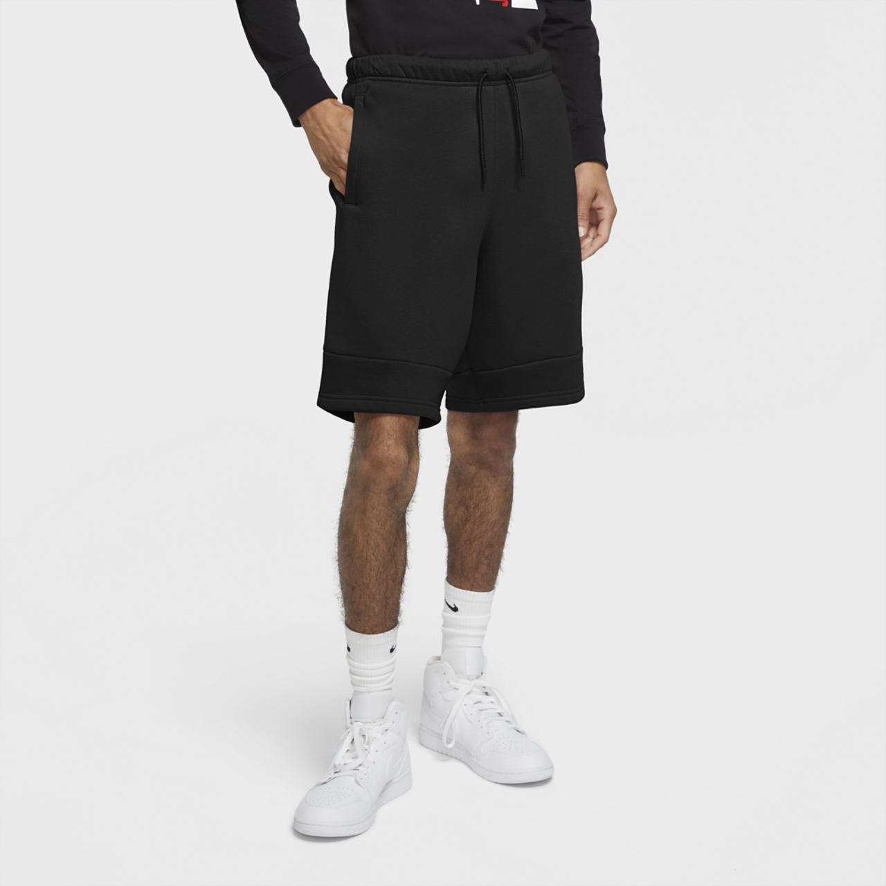 Jordan Jumpman Air Fleece Shorts Image 4 of 7. Tap to open photo gallery.