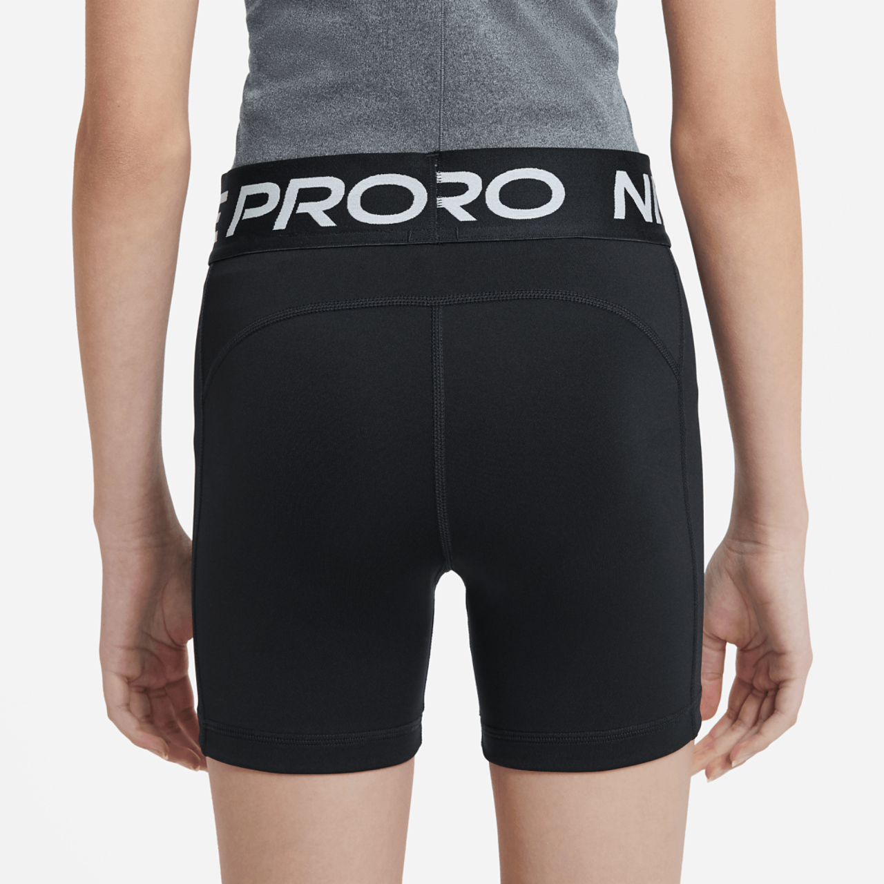 Nike Short pro de 7,6 cm (3 po) Image 10 de 12. Appuyez pour ouvrir la galerie de photos.