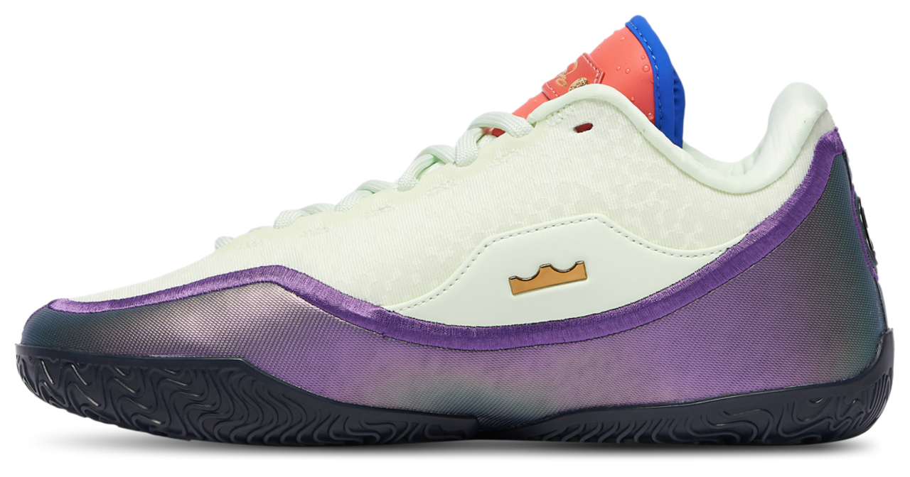 Nike Lebron XXIII Image 2 de 5. Appuyez pour ouvrir la galerie de photos.