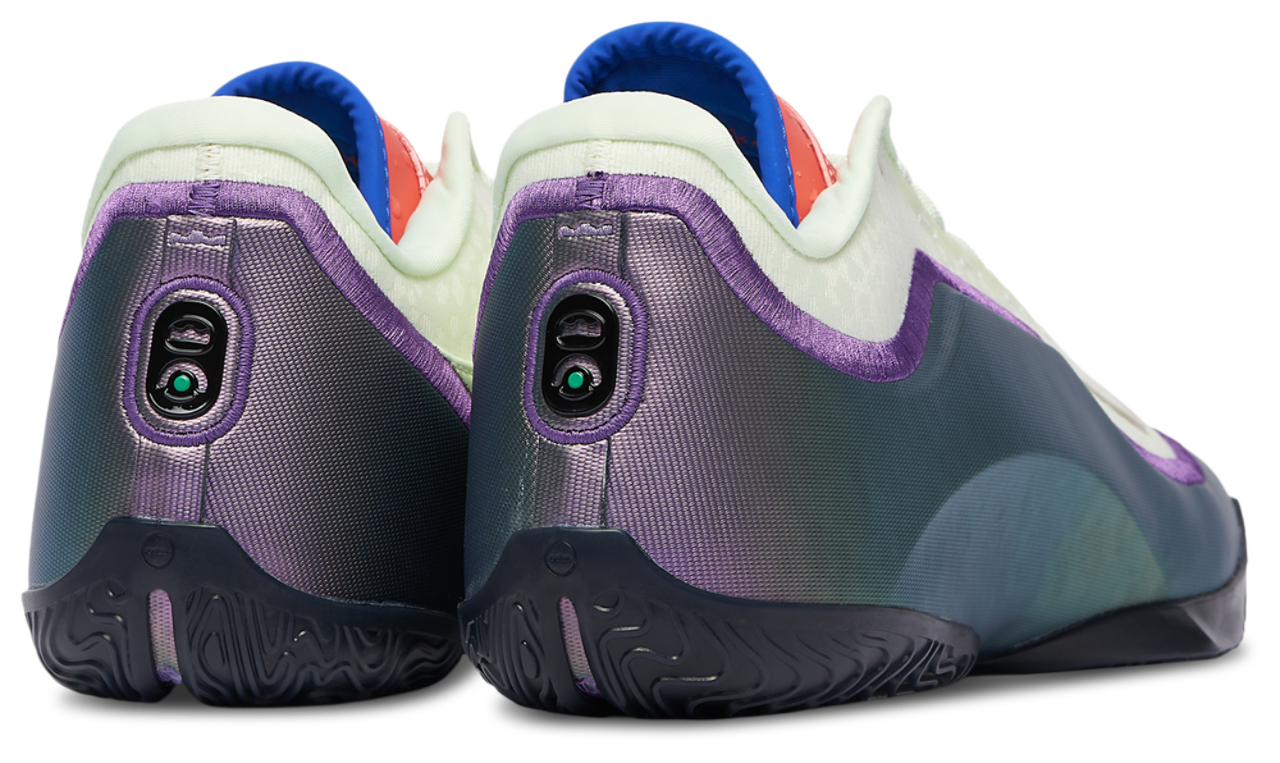 Nike Lebron XXIII Image 4 de 5. Appuyez pour ouvrir la galerie de photos.