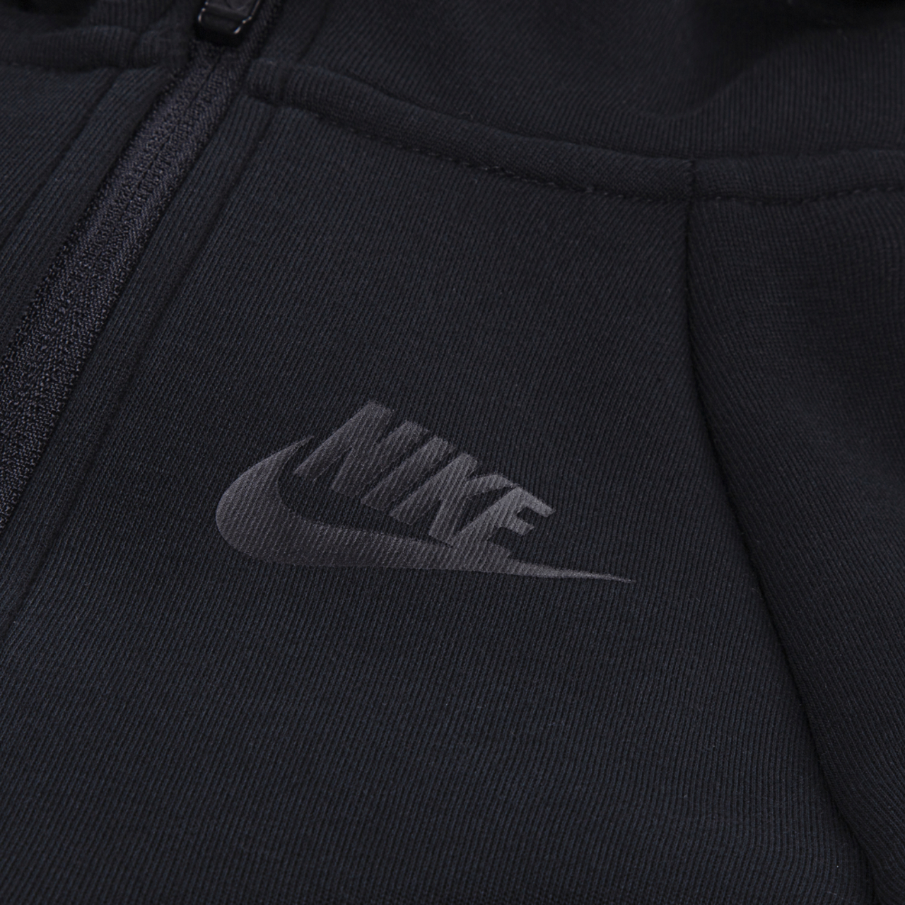 Nike Tech Fleece Full-Zip Set Image 7 of 10. Tap to open photo gallery.
