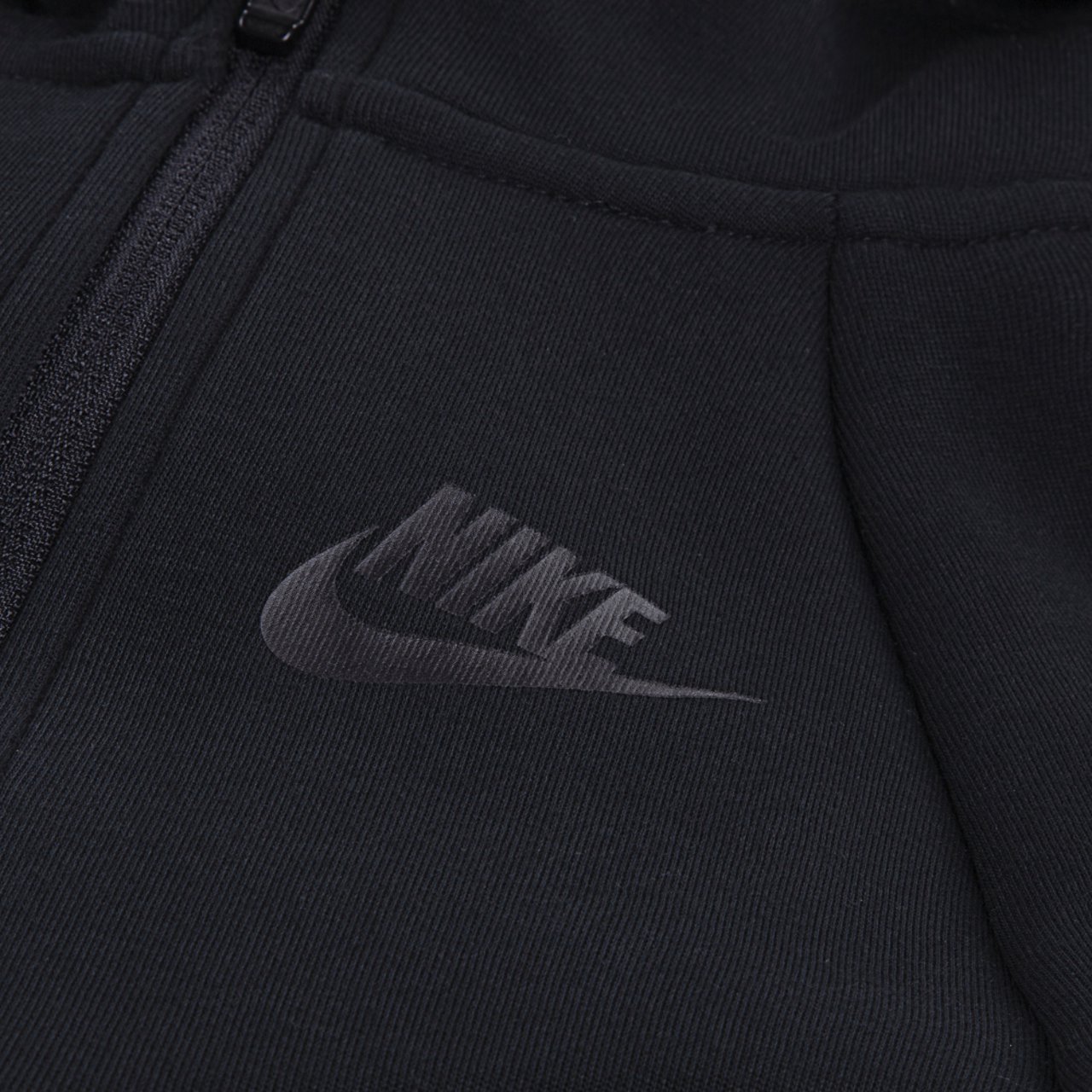 Nike Tech Fleece Full-Zip Set Image 7 of 10. Tap to open photo gallery.