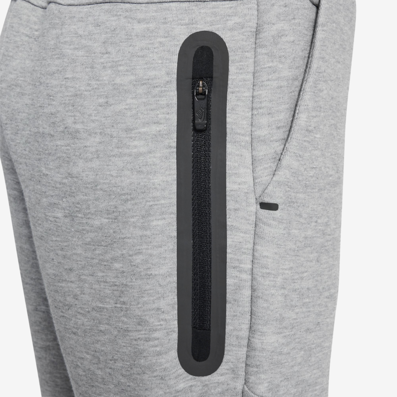 Nike Tech Fleece Full-Zip Set Image 8 of 10. Tap to open photo gallery.