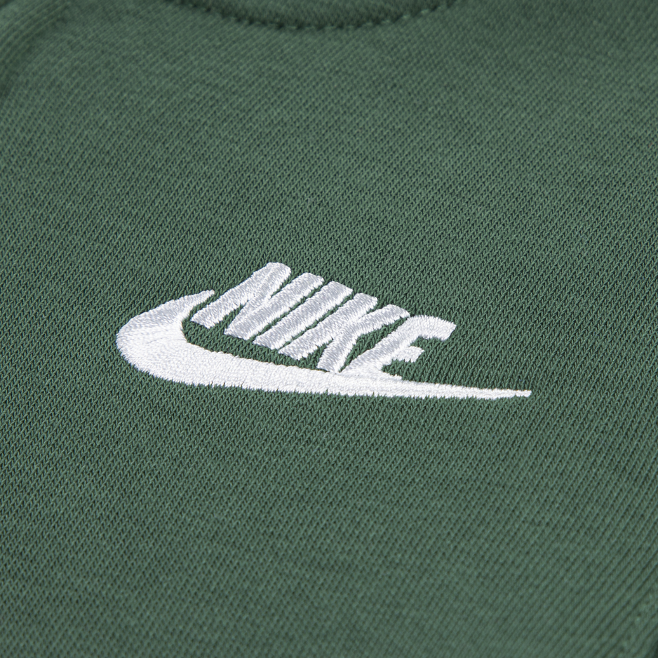Nike NSW LBR Club Fleece Full-Zip Set Image 3 of 4. Tap to open photo gallery.