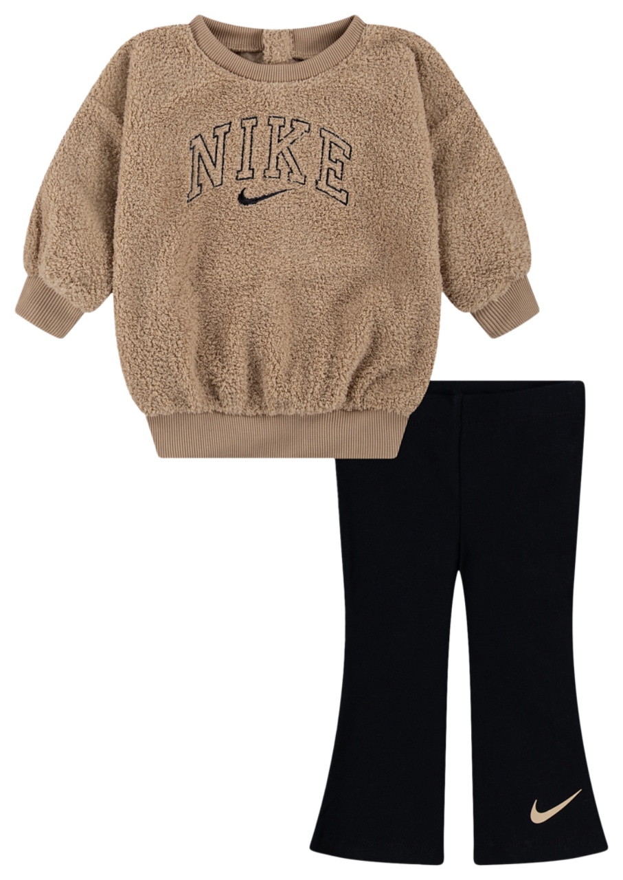 Nike Swoosh Spirit Crew Leggings Image 1 of 5. Tap to open photo gallery.