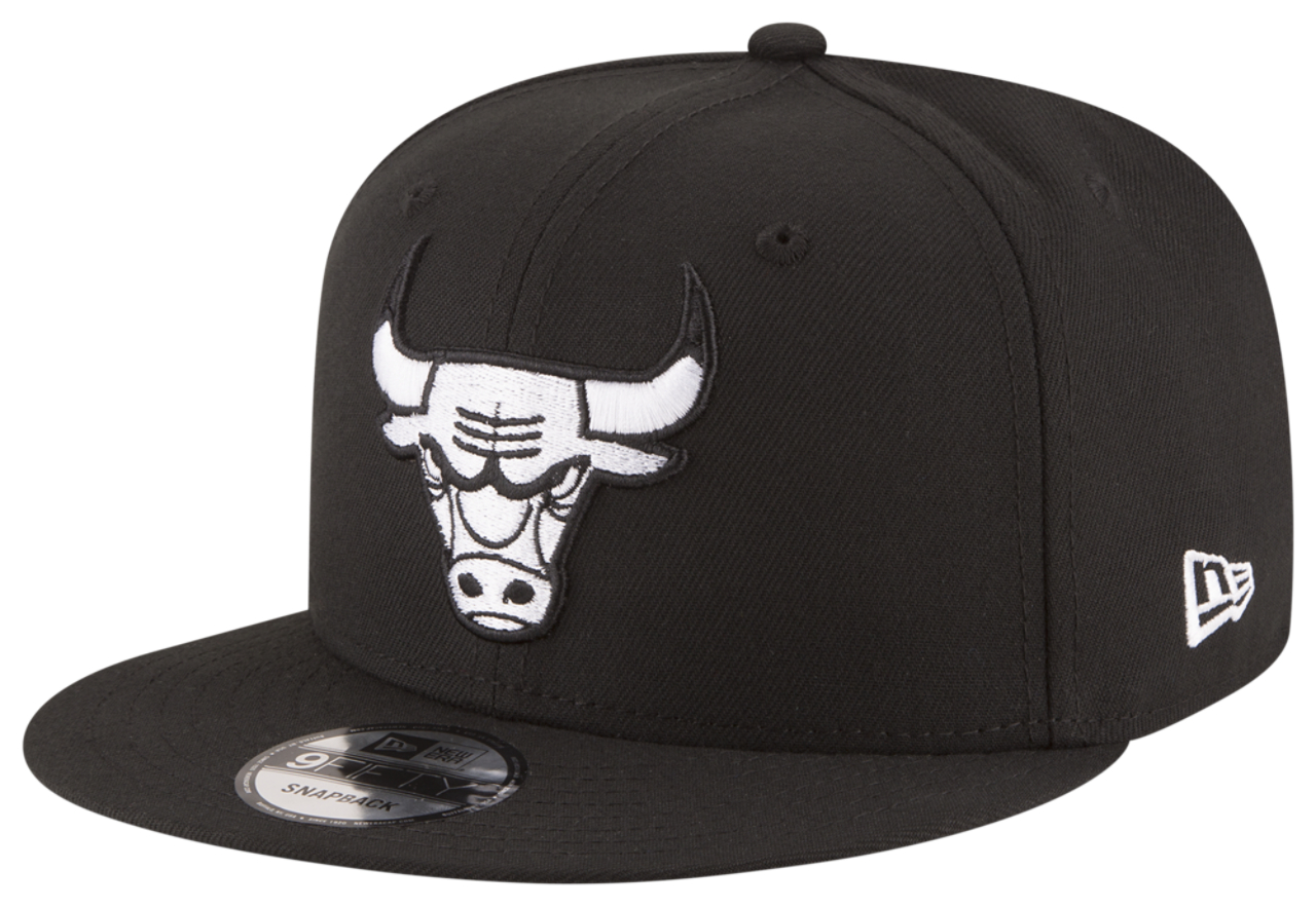 New Era Bulls Bow Snapback Image 1 of 6. Tap to open photo gallery.