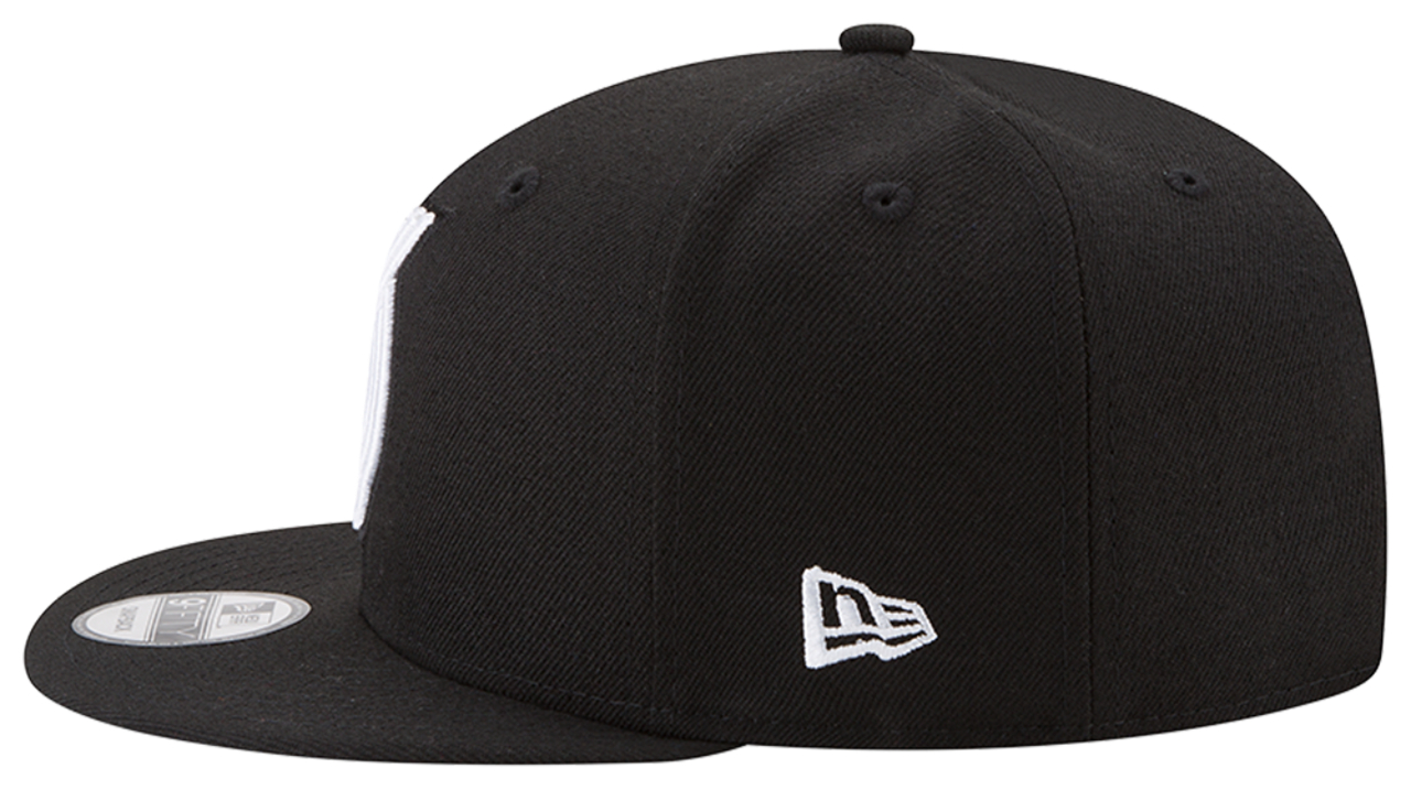 New Era Trailblazers Bow Snapback Image 6 of 6. Tap to open photo gallery.