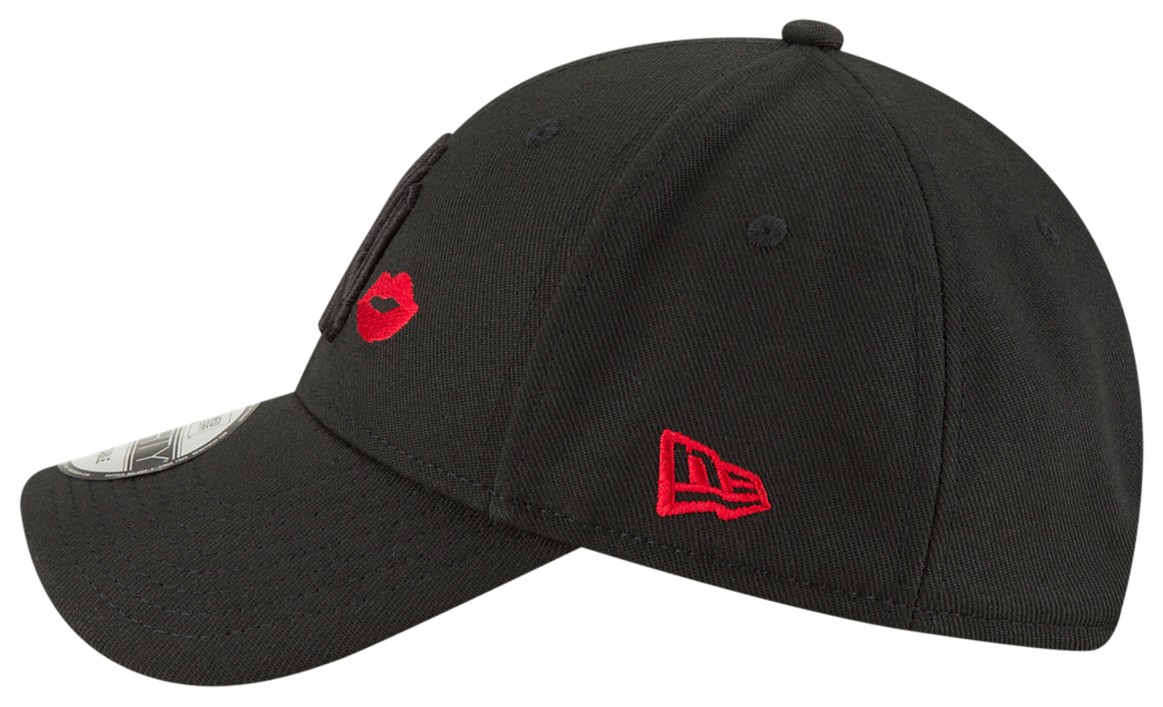 New Era Yankees Lips Adjustable Cap Image 5 of 6. Tap to open photo gallery.