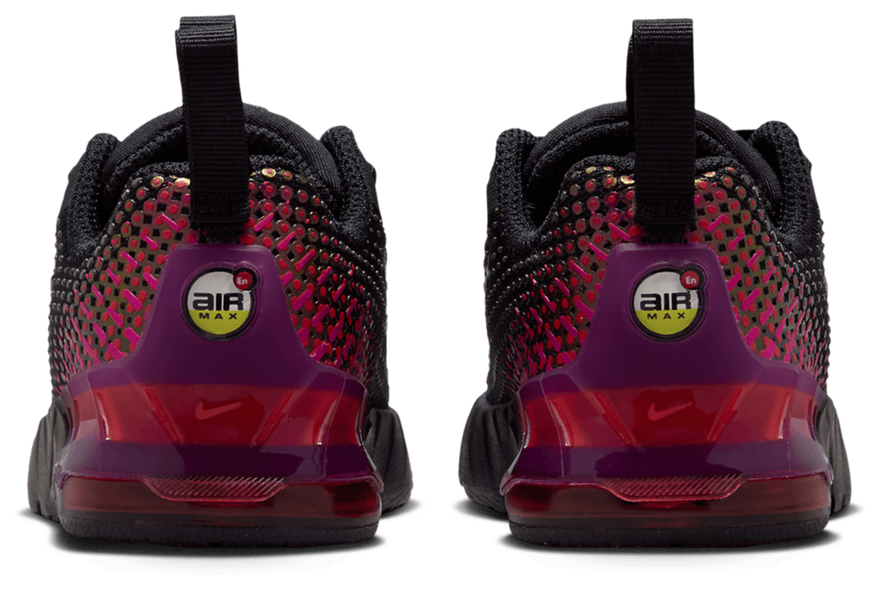 Nike Air Max Phoenix Image 3 of 7. Tap to open photo gallery.