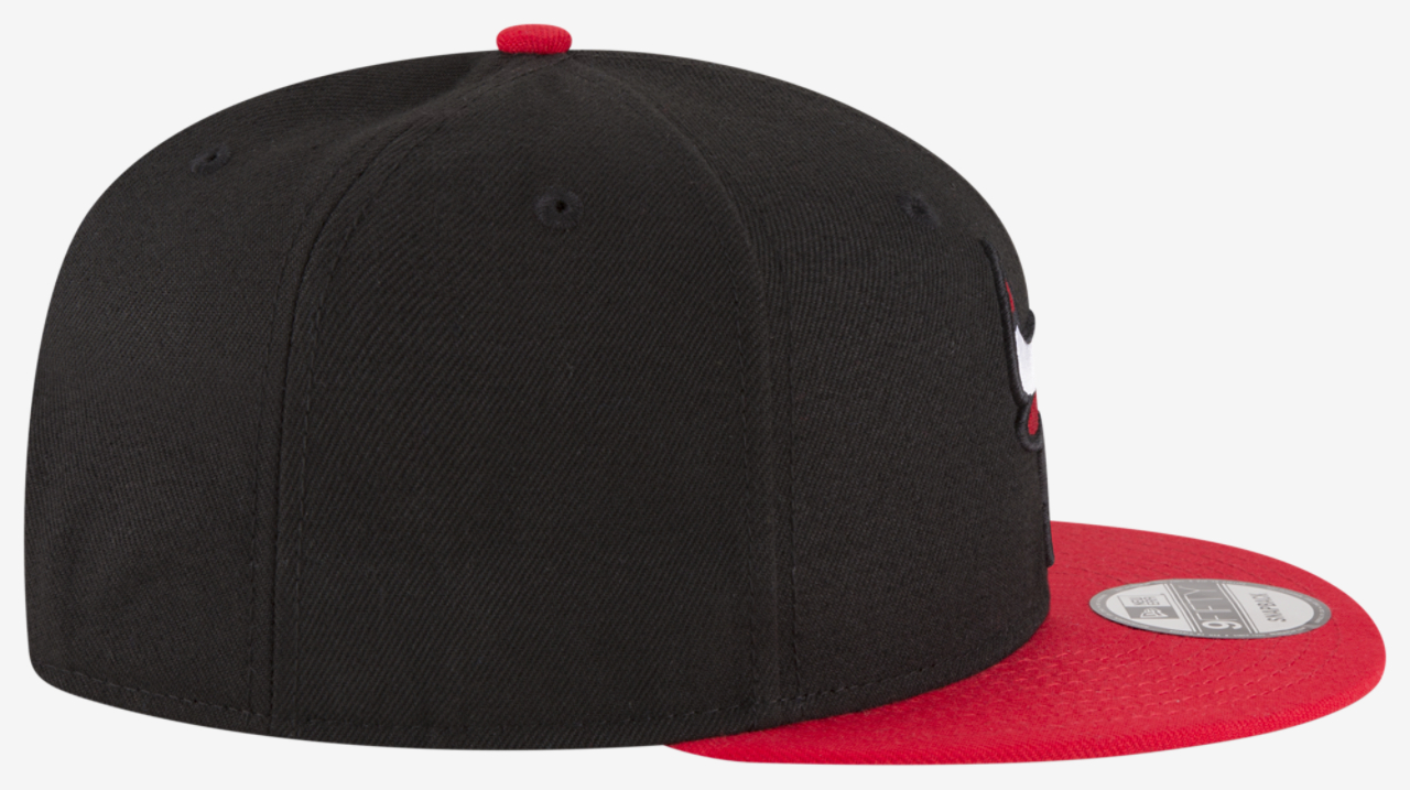 New Era Bulls QR 2T T/C Snapback Image 5 of 7. Tap to open photo gallery.