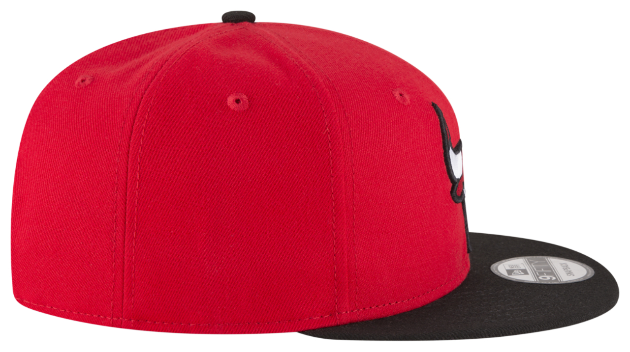 New Era Bulls 2T T/C Image 5 of 7. Tap to open photo gallery.