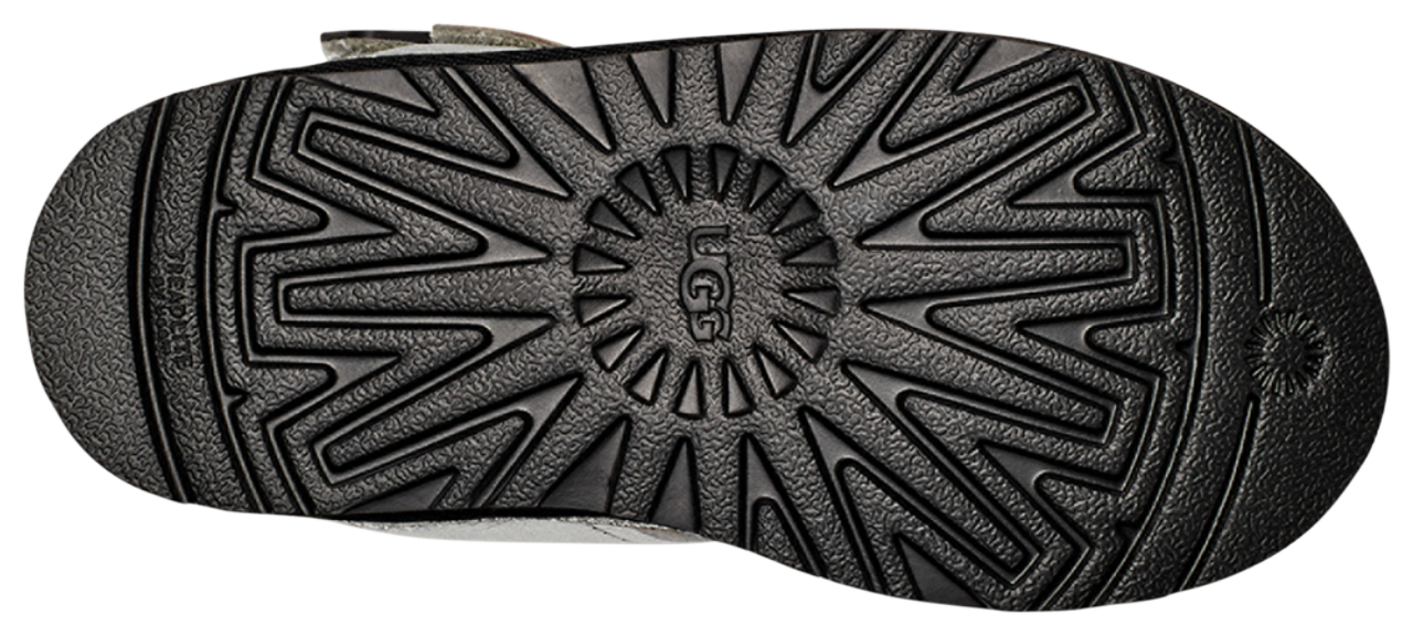 UGG Neumel Platform Leather Image 6 of 6. Tap to open photo gallery.