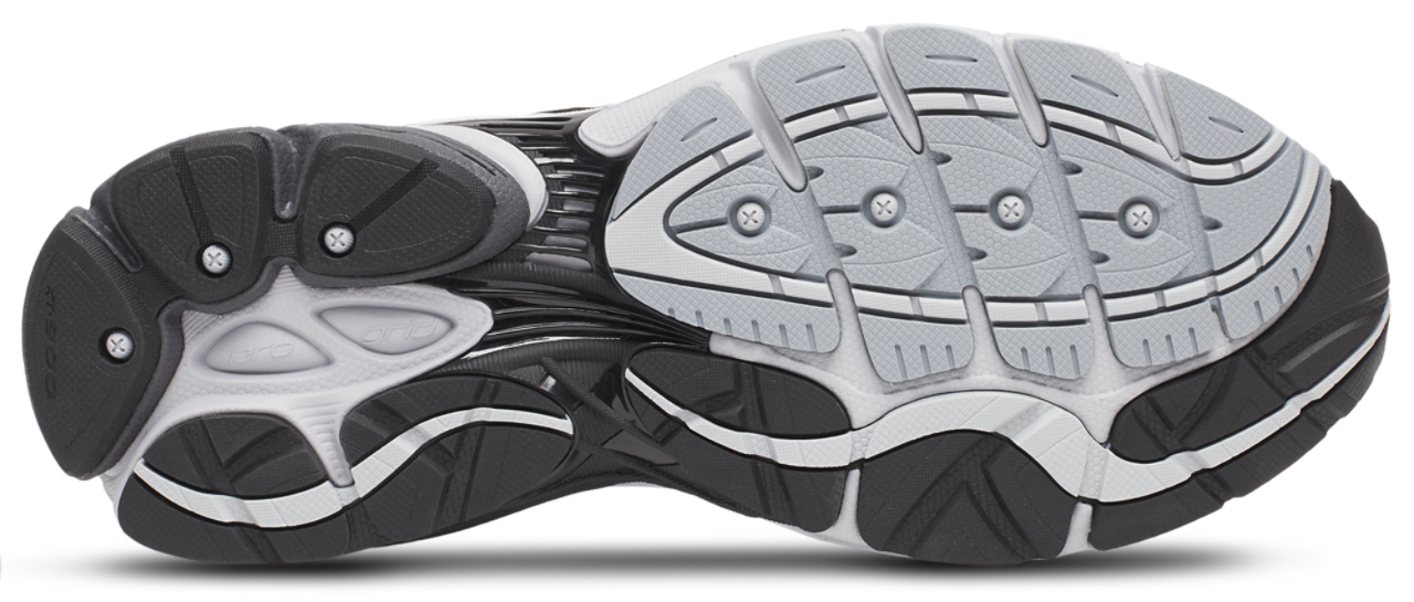 Saucony Progrid Omni 9 Image 5 of 5. Tap to open photo gallery.