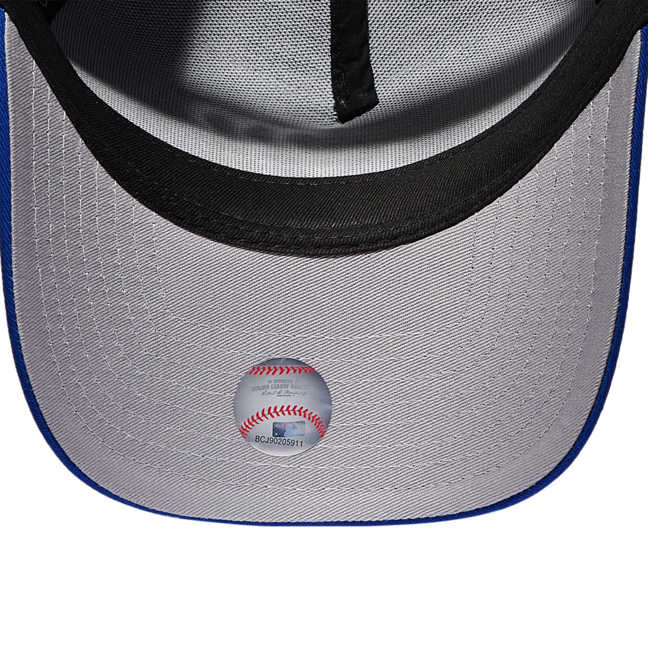 New Era Yankees A Frame Adjustable Cap Image 6 of 6. Tap to open photo gallery.