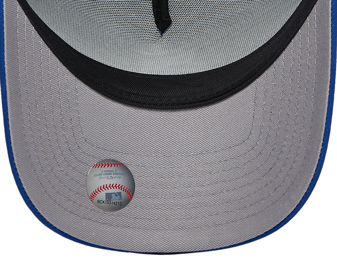 New Era White Sox A Frame Adjustable Cap Image 5 of 5. Tap to open photo gallery.