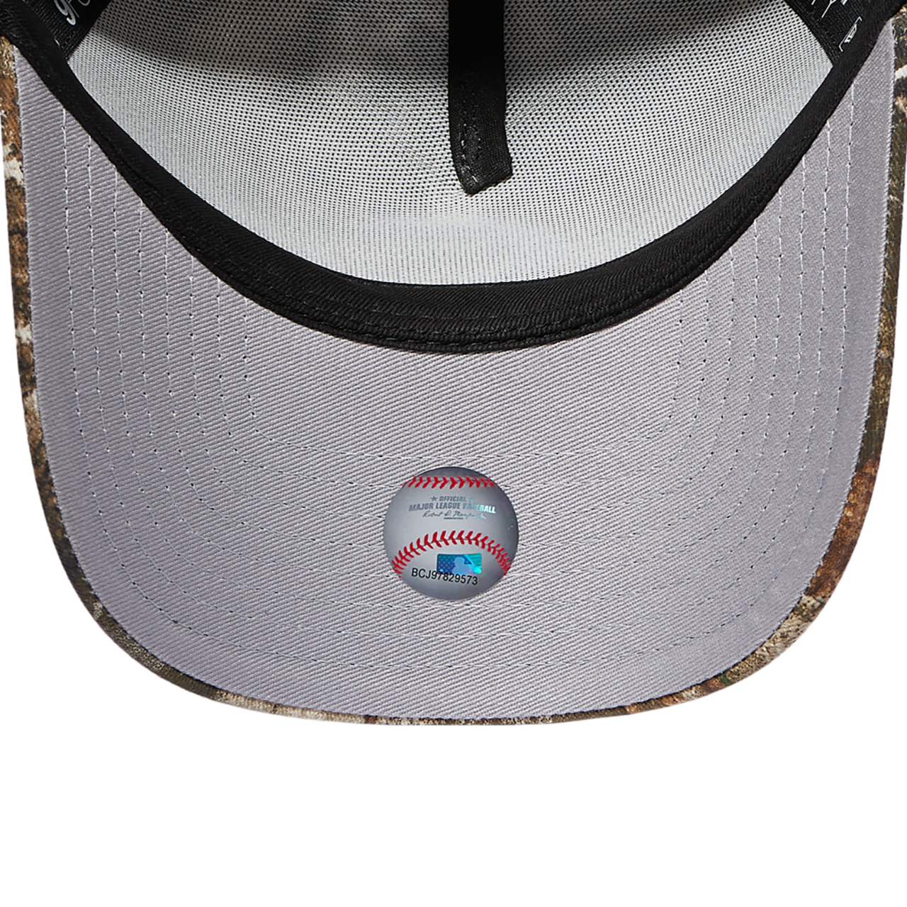 New Era Cubs 9FORTY AF Realtree Cap Image 5 of 5. Tap to open photo gallery.