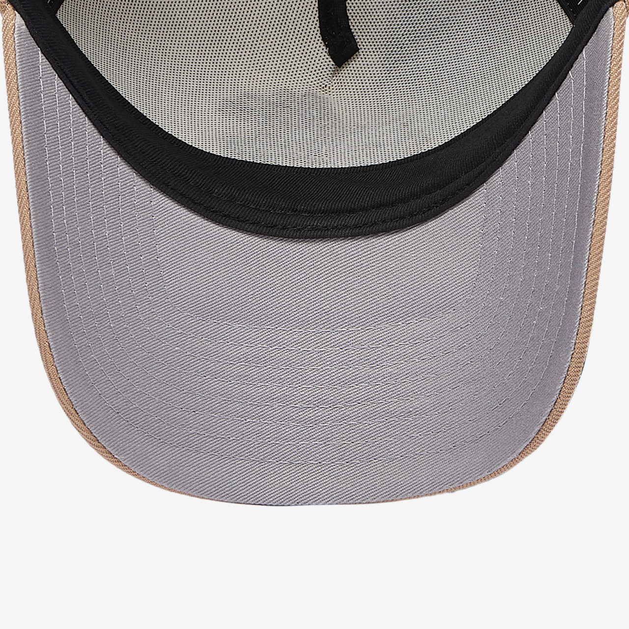 New Era Puerto Rico El Coqui 9FORTY A-Frame 2 Tone Cap Image 5 of 5. Tap to open photo gallery.