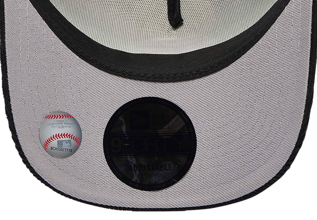 New Era Giants 940 A Frame Corduroy Cap Image 5 of 5. Tap to open photo gallery.