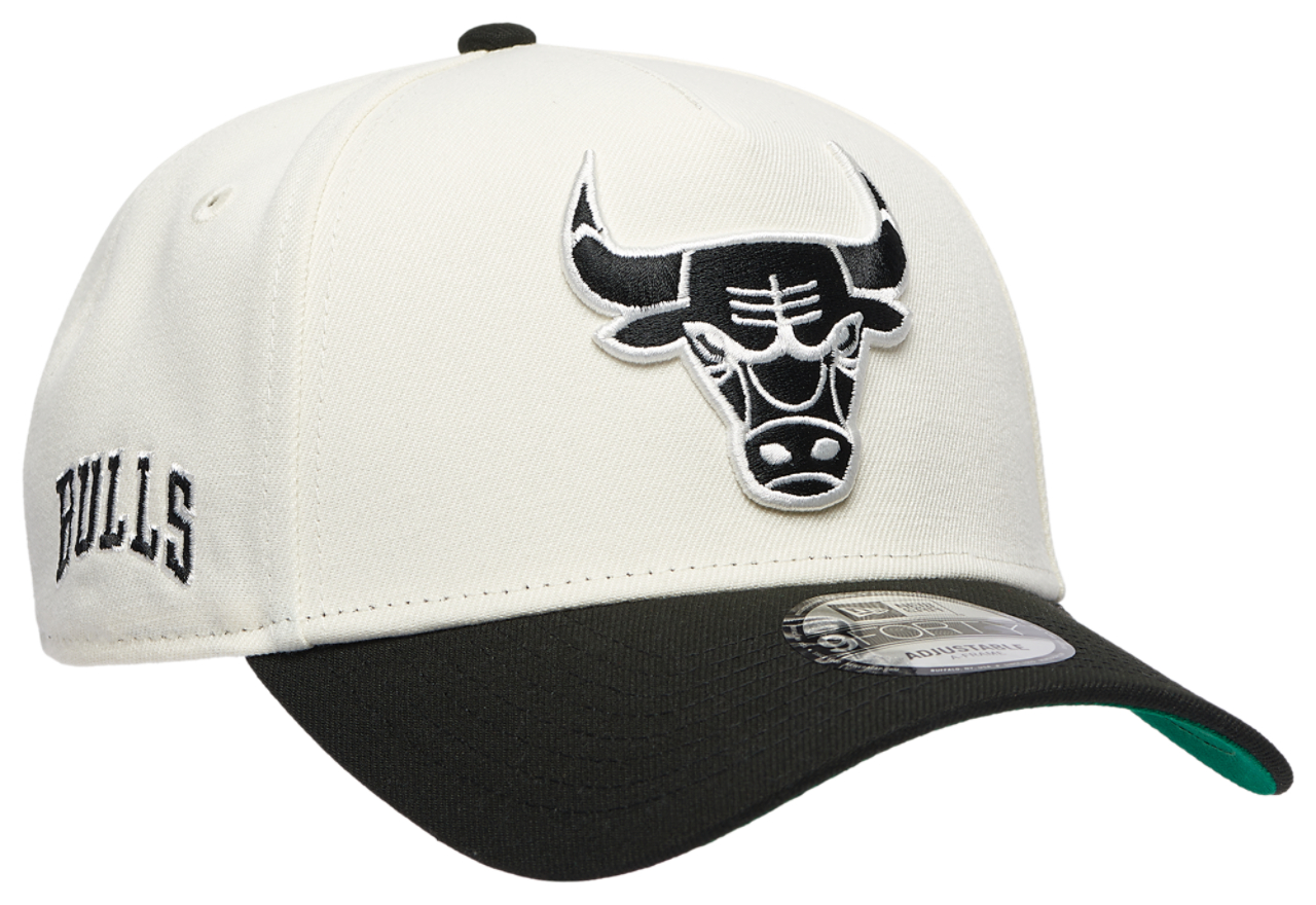 New Era Bulls Team 9FORTY A-Frame Chrome Cap Image 3 of 5. Tap to open photo gallery.