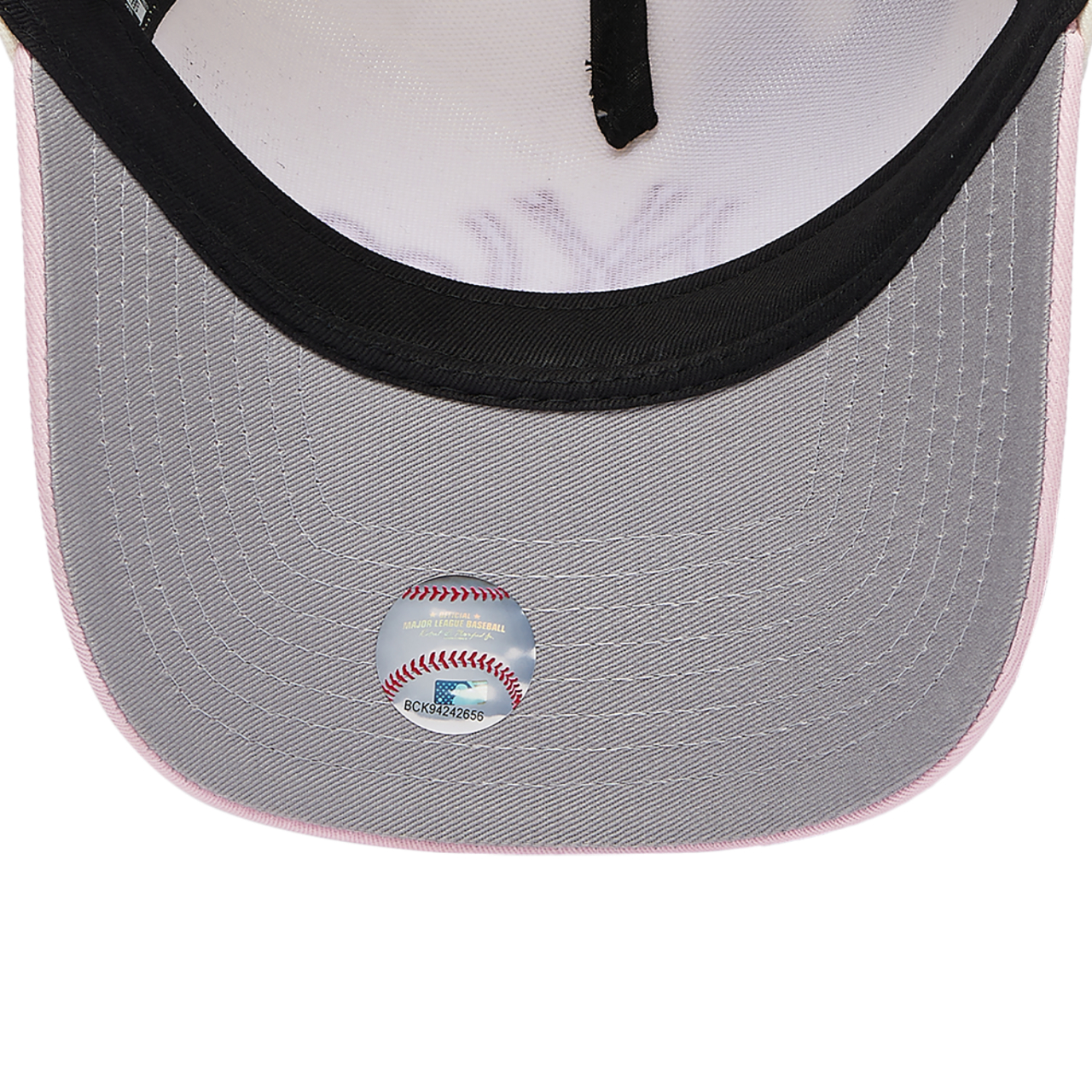 New Era Yankees 9FORTY Heart A-Frame Cap