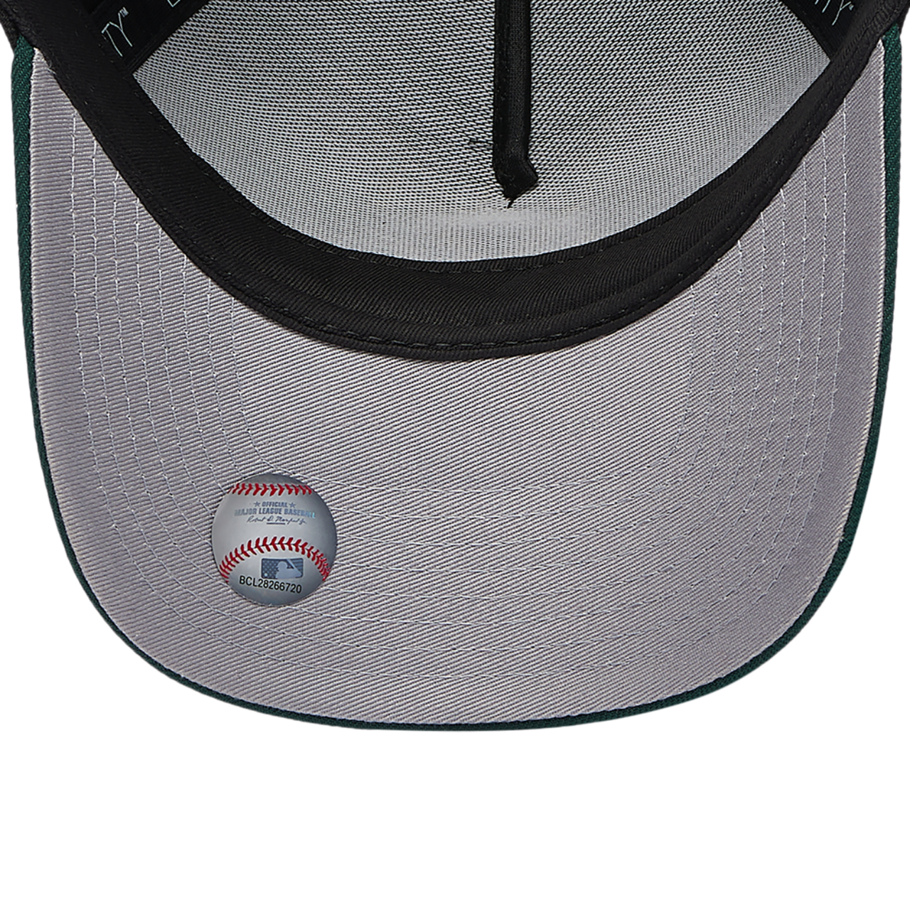 New Era Yankees 9FORTY A-Frame Metallic Cap Image 5 of 5. Tap to open photo gallery.