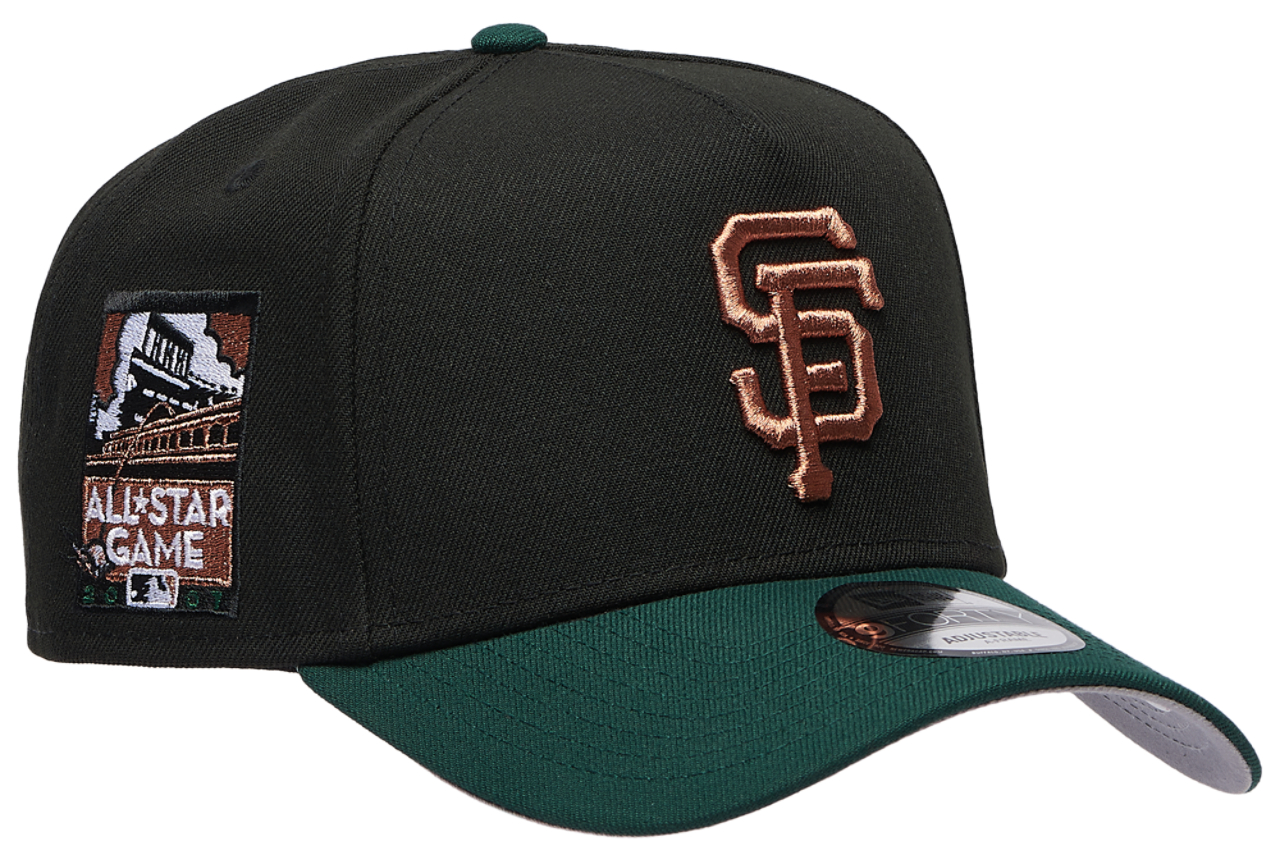 New Era Giants 9FORTY A-Frame Metallic Cap Image 3 of 5. Tap to open photo gallery.