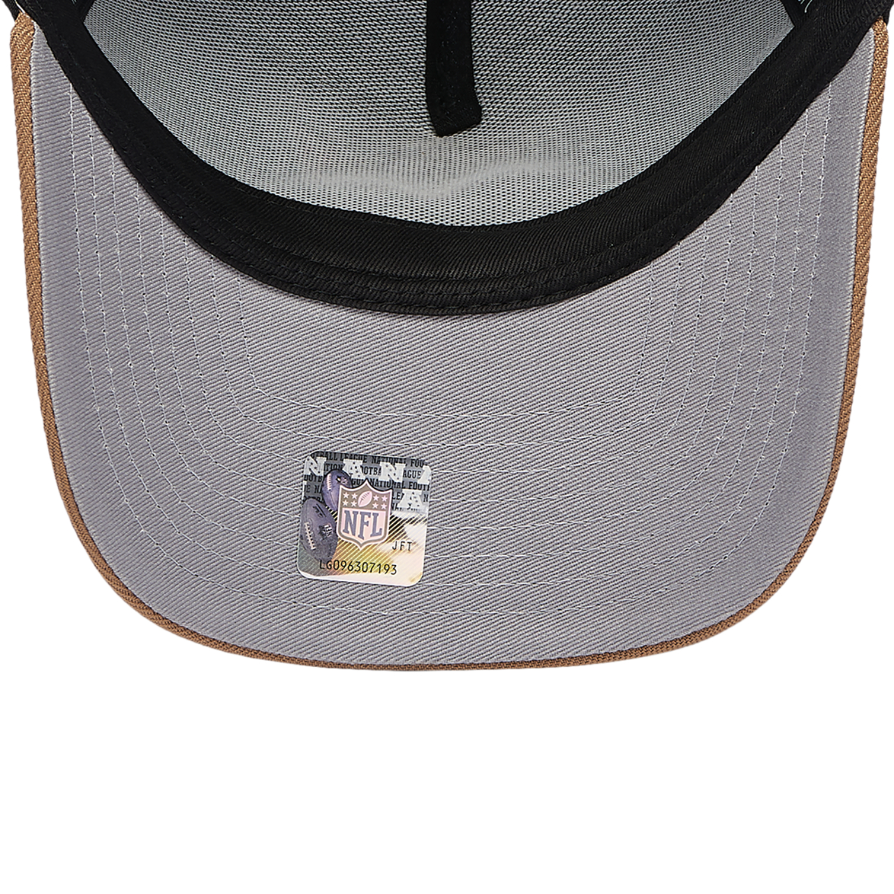 New Era Buccaneers 9FORTY A-Frame Cap Image 5 of 5. Tap to open photo gallery.