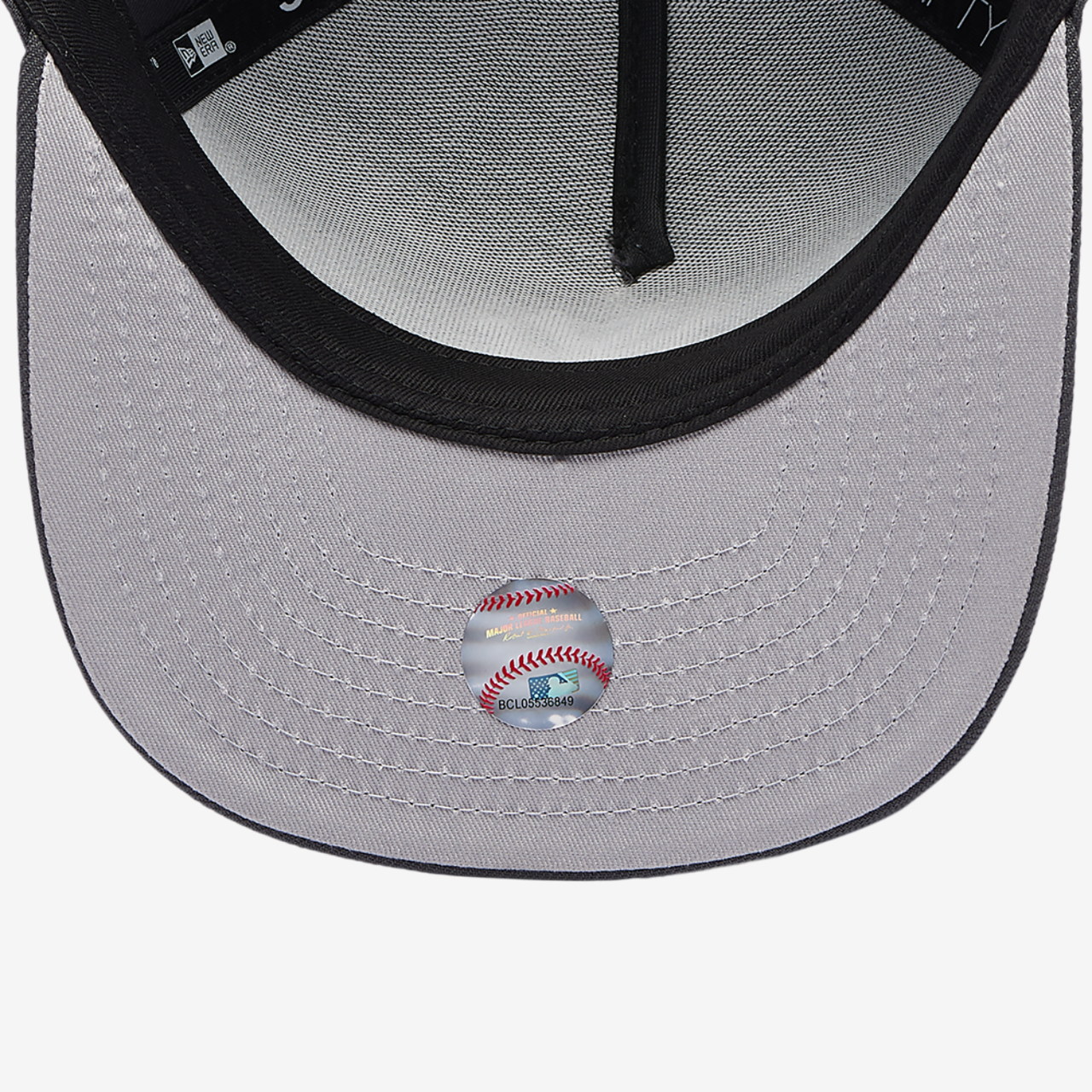 New Era Yankees 950AF 25th Anniversary Curve Cap Image 5 of 5. Tap to open photo gallery.