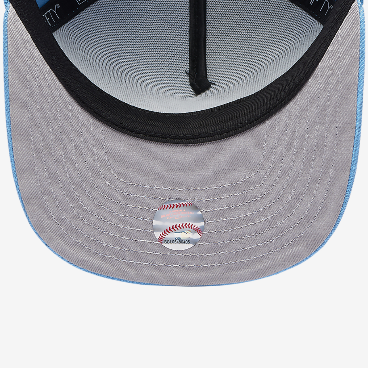 New Era Yankees 950AF '98 World Series Curve Cap Image 5 of 5. Tap to open photo gallery.