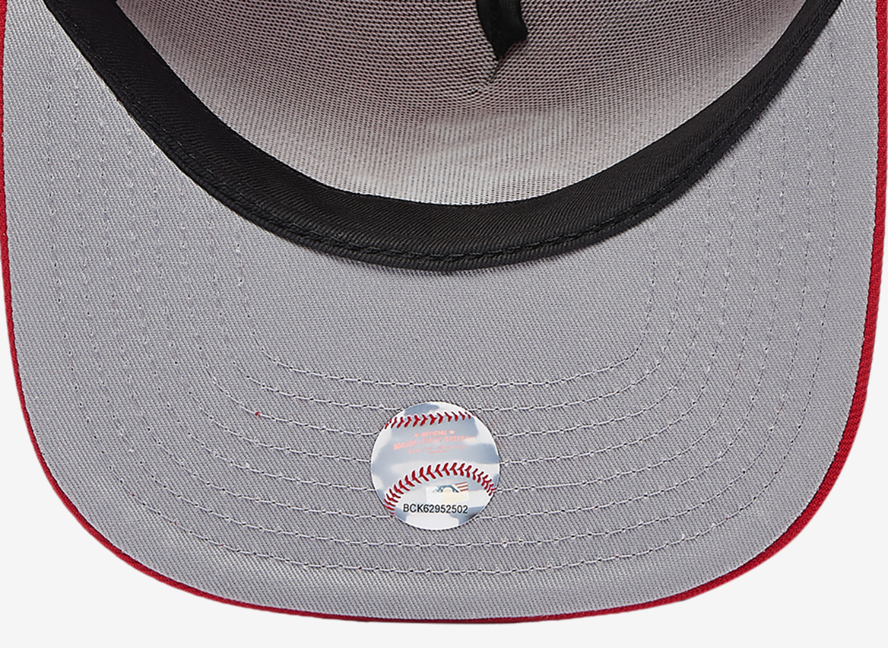 New Era White Sox 950AF '05 World Series Curve Cap Image 5 of 5. Tap to open photo gallery.