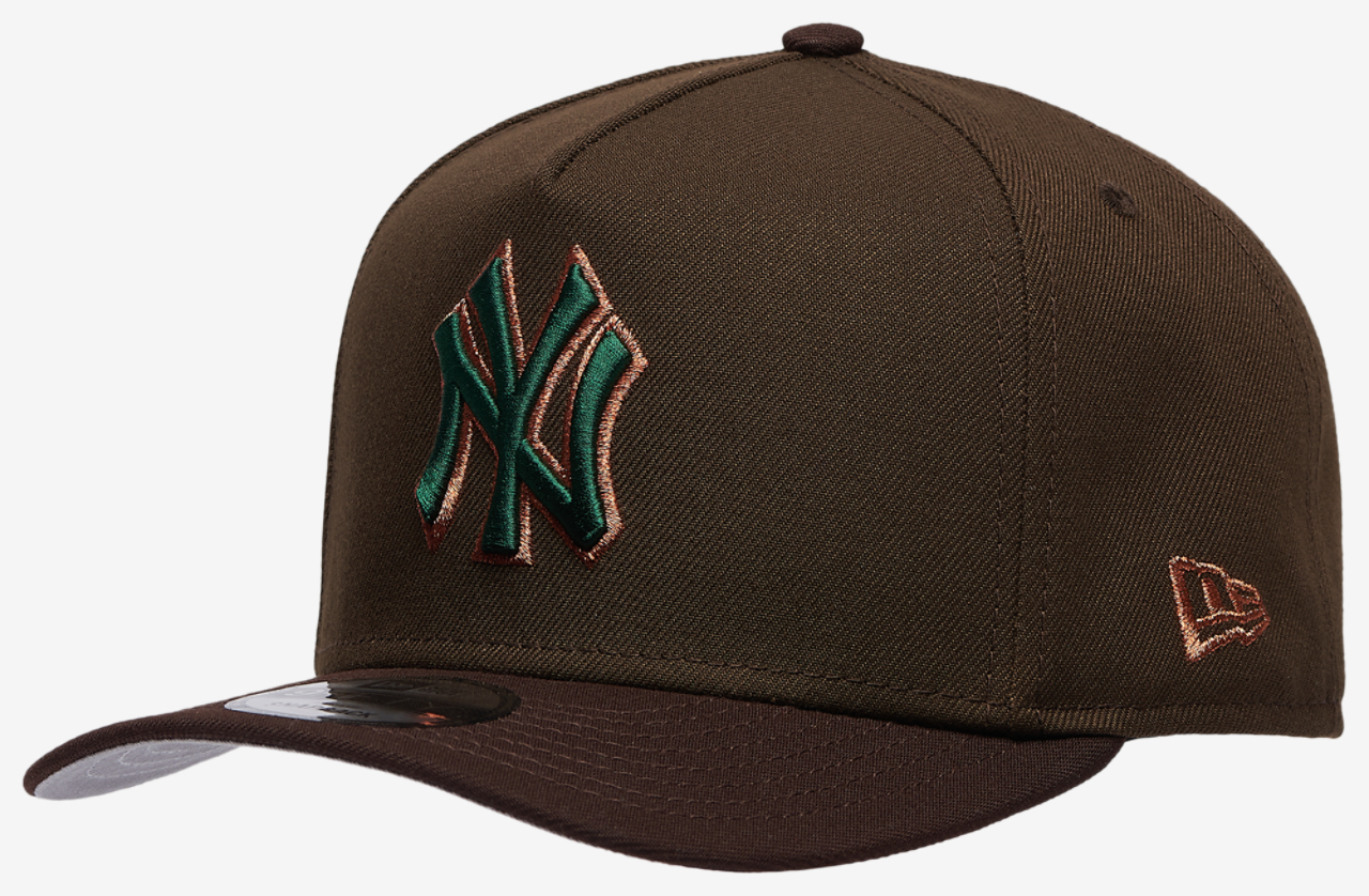 New Era Yankees 9FIFTY A-Frame Curve ING Cap Image 1 of 5. Tap to open photo gallery.