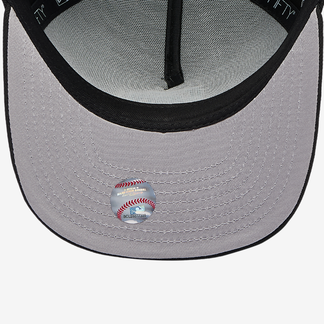 New Era Padres 9FIFTY A-Frame Curve 40th Cap Image 5 of 5. Tap to open photo gallery.