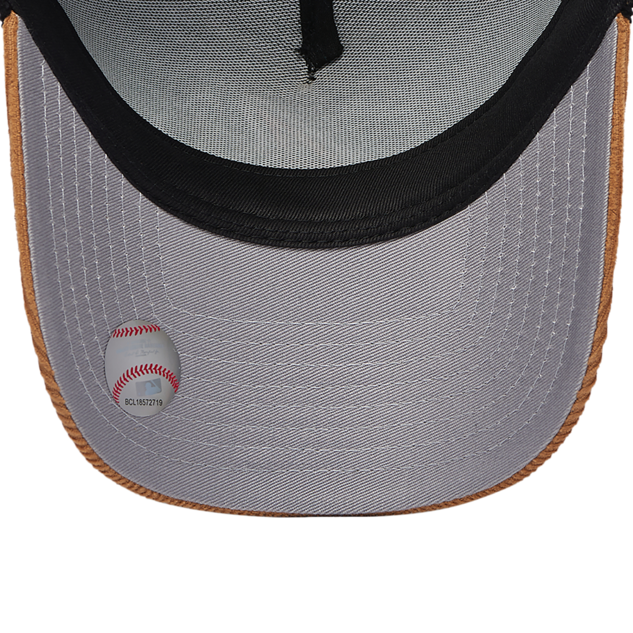 New Era Braves 940AF Cord Cap Image 5 of 5. Tap to open photo gallery.