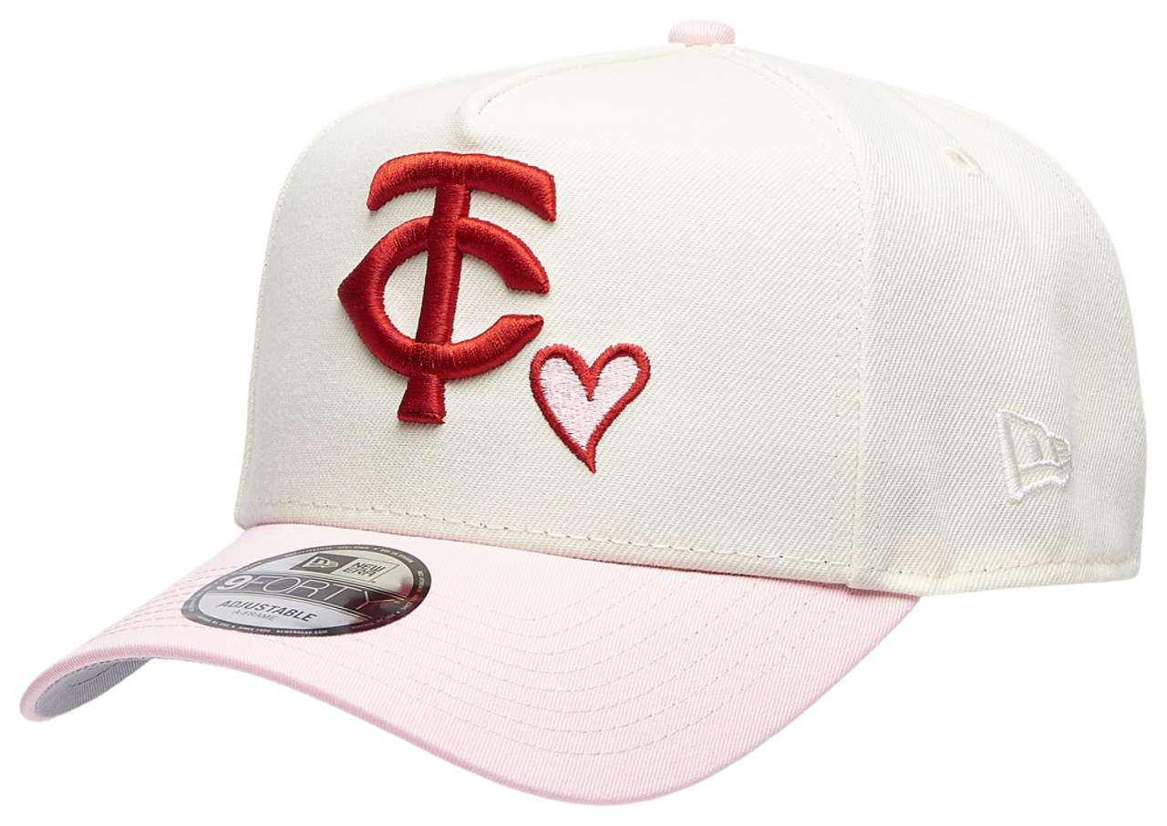 New Era Twins 940AF Heart Cap Image 1 of 5. Tap to open photo gallery.