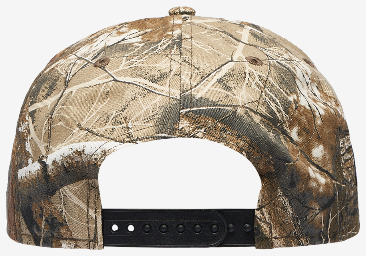 New Era Knicks 9FIFTY A Frame Curve EC RTE Image 4 of 5. Tap to open photo gallery.