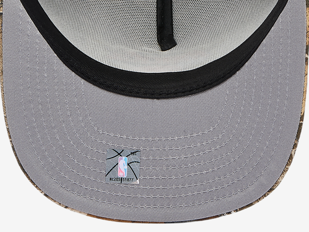 New Era Knicks 9FIFTY A Frame Curve EC RTE Image 5 of 5. Tap to open photo gallery.