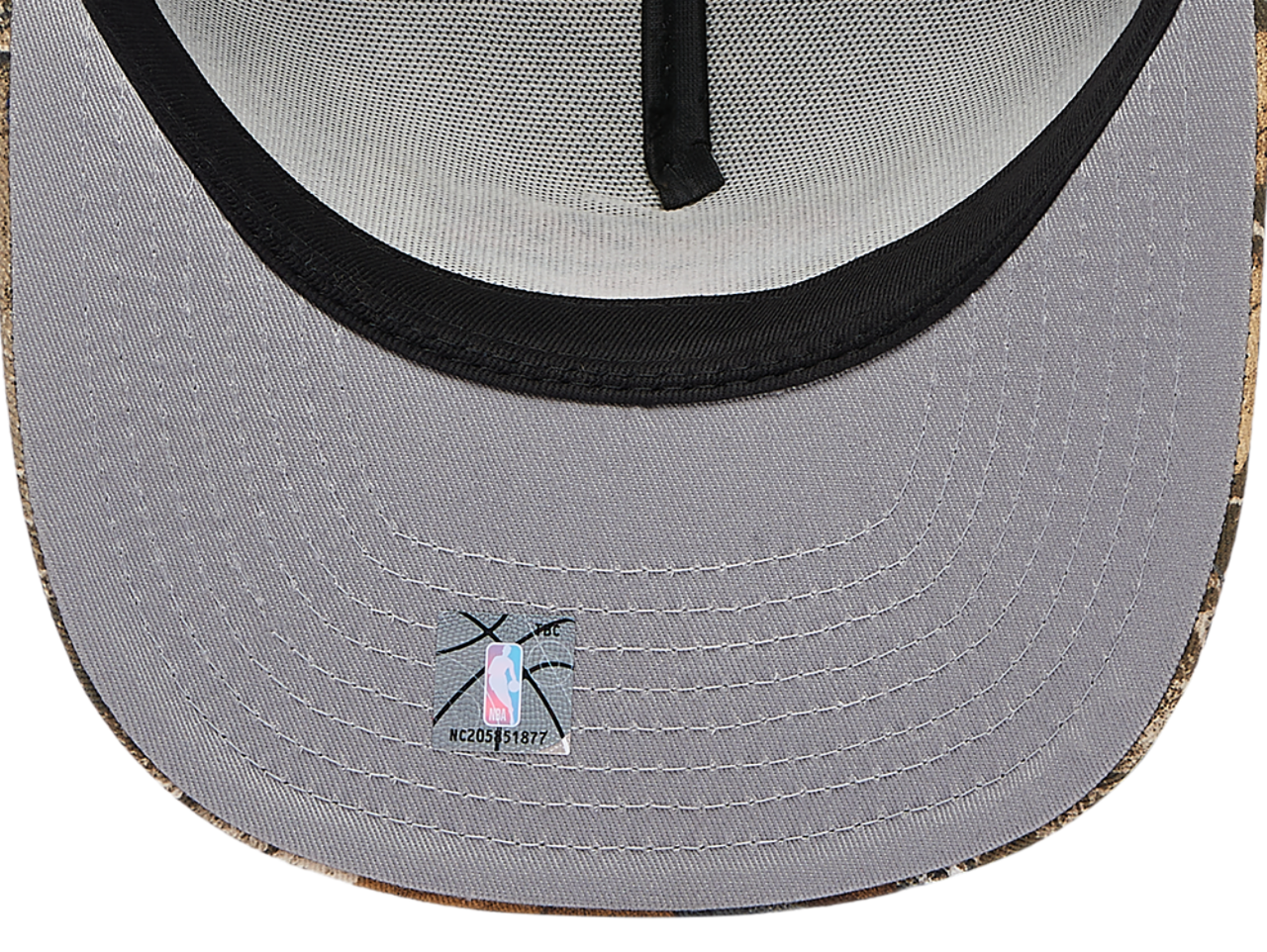 New Era Knicks 9FIFTY A Frame Curve EC RTE Image 5 of 5. Tap to open photo gallery.