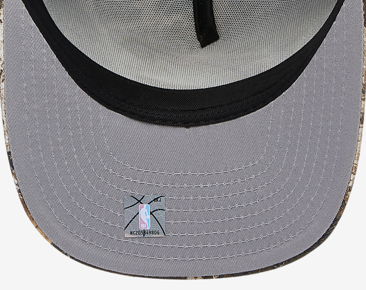 New Era Cavaliers 9FIFTY A Frame Curve 16 Finals RTE Image 5 of 5. Tap to open photo gallery.