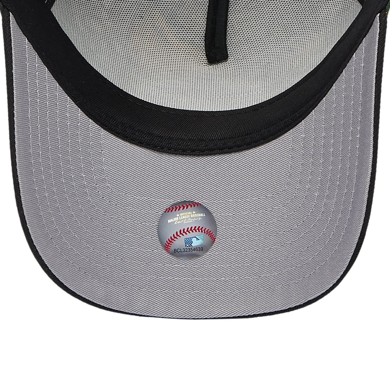 New Era Twins 940 A-Frame RealTree Cap Image 5 of 5. Tap to open photo gallery.