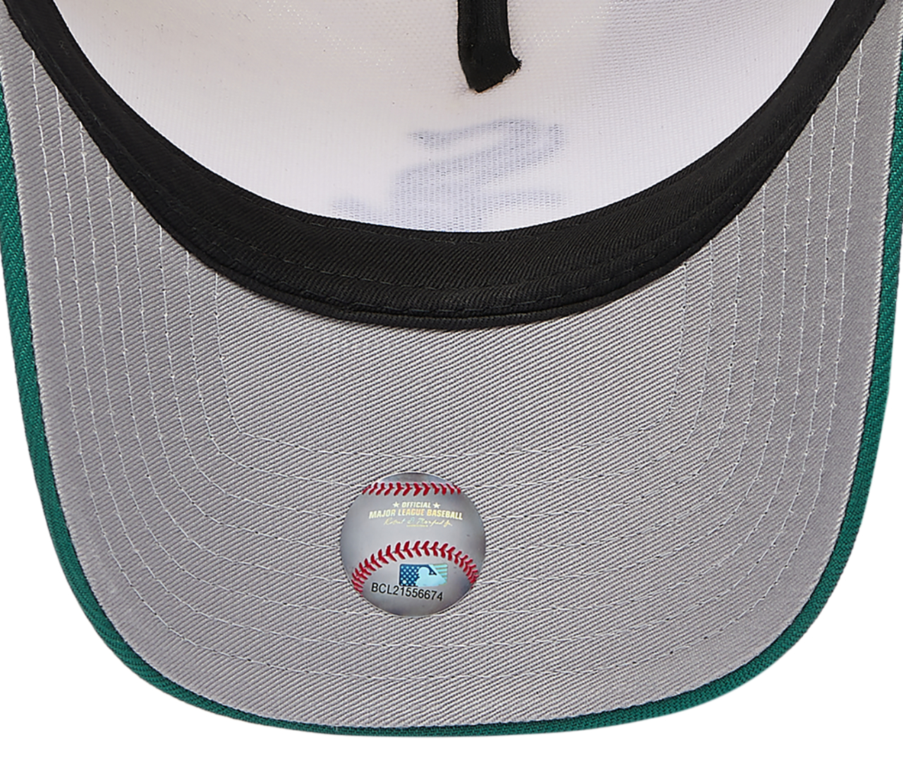 New Era White Sox 940 A-Frame Cap Image 5 of 5. Tap to open photo gallery.