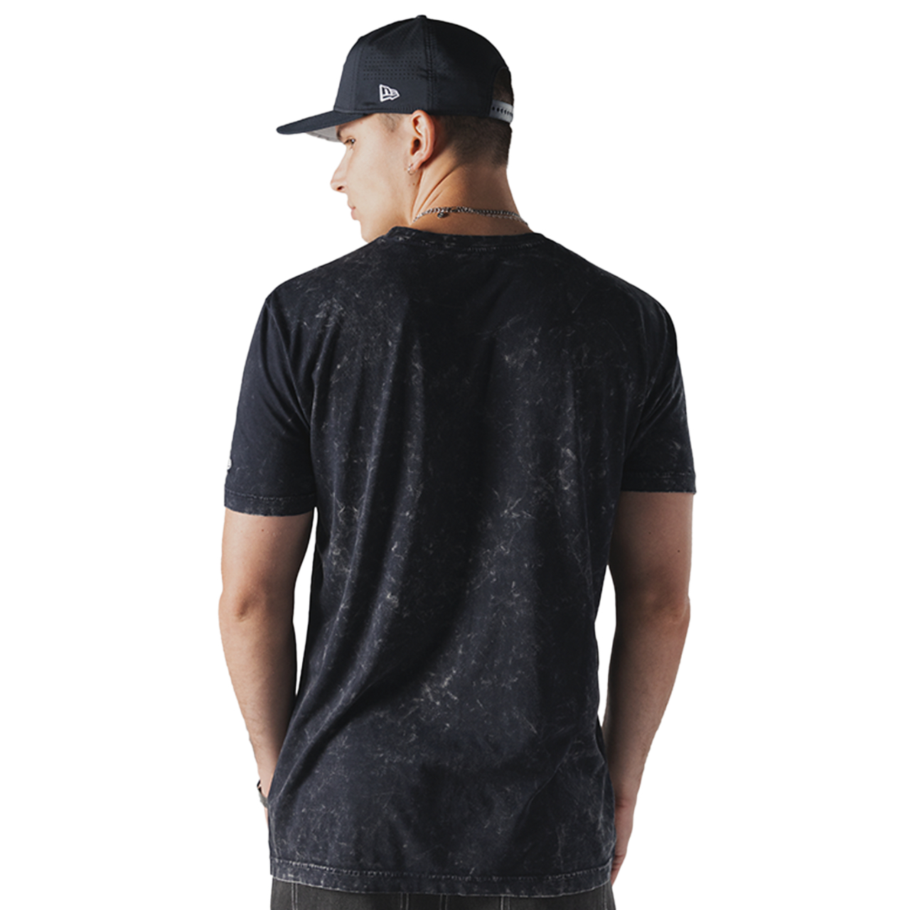 New Era Yankees Premium T-Shirt  Image 3 of 5. Tap to open photo gallery.