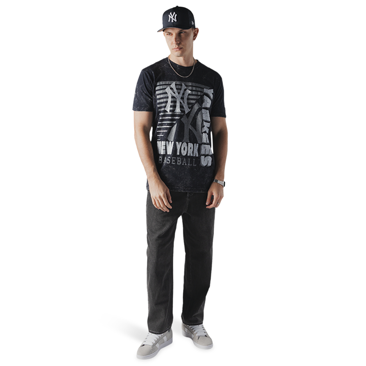 New Era Yankees Premium T-Shirt  Image 5 of 5. Tap to open photo gallery.