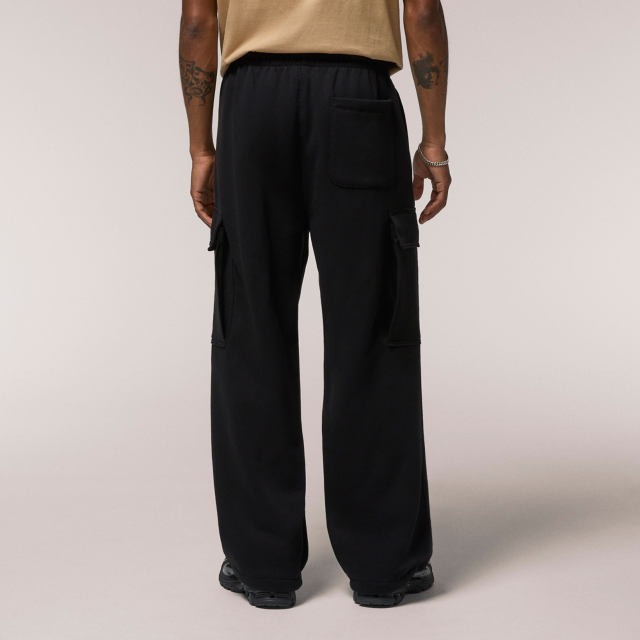 LCKR Trinity Baggy Cargo Fleece Sweatpants  Image 2 of 6. Tap to open photo gallery.