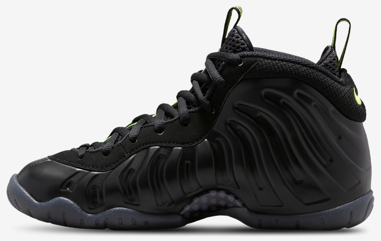 Nike Little Posite Pro Image 2 of 5. Tap to open photo gallery.