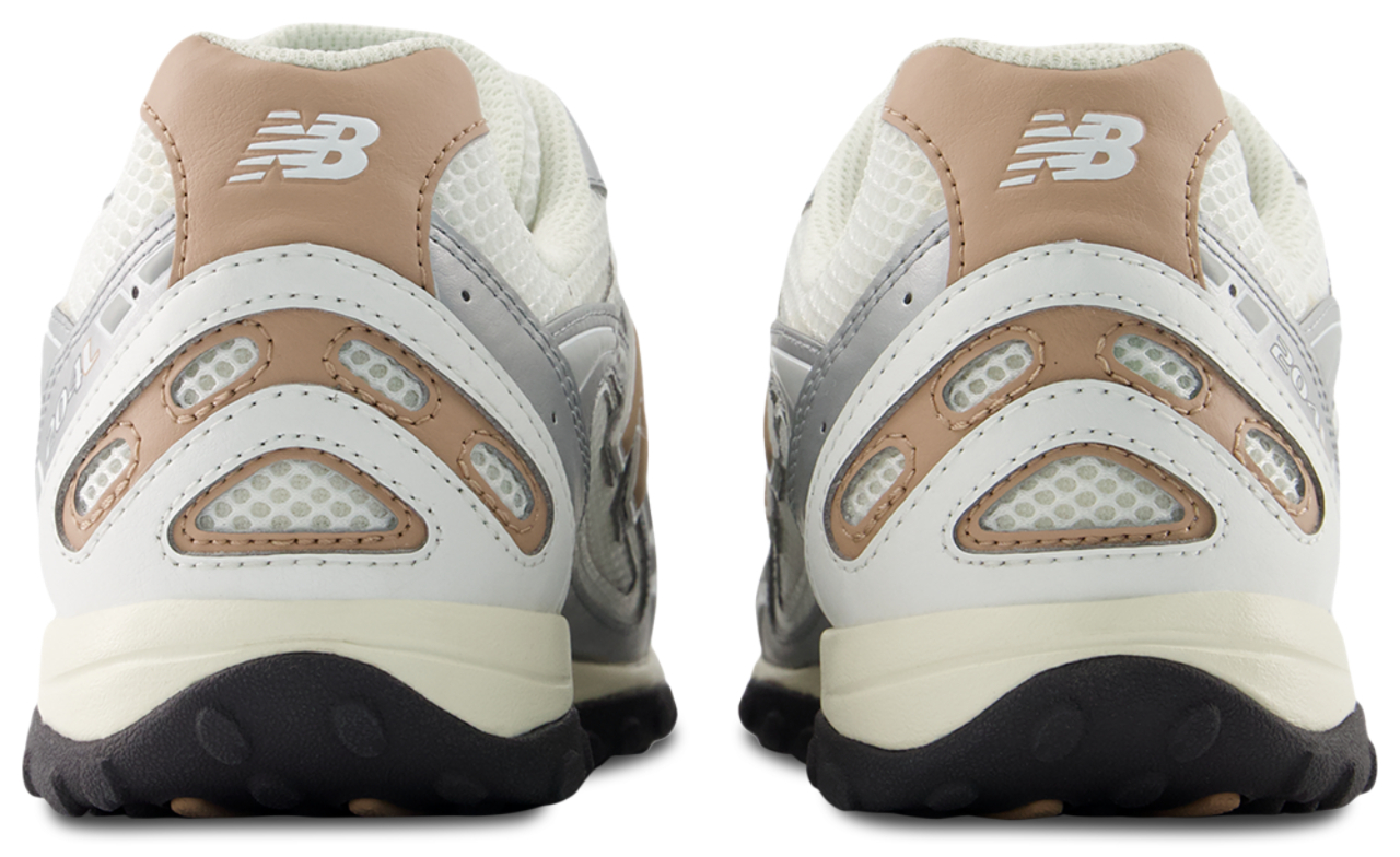 New Balance 204L Image 3 de 5. Appuyez pour ouvrir la galerie de photos.