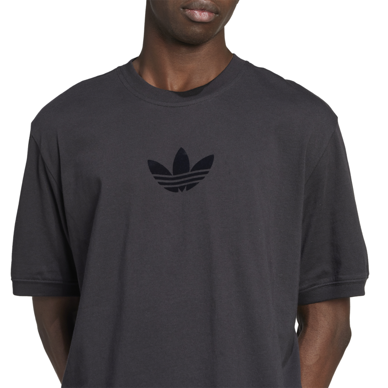 adidas T-shirt surdimensionné Originals Trefoil Image 3 de 4. Appuyez pour ouvrir la galerie de photos.